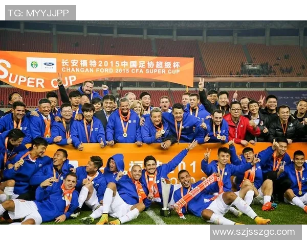 全球超一流足球球星名单及其职业生涯辉煌成就解析