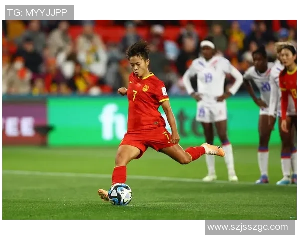 王霜：从草根到巅峰 中国女足的领军人物与奋斗历程