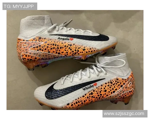 足球明星穿高帮鞋还是低帮鞋 哪种更适合赛场表现与个人风格