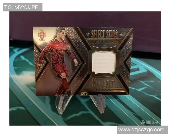 选择足球球星卡时应关注哪些类型的卡片才能获得更高的收藏价值和投资潜力